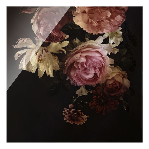 Glasbild - Rosa Blumen auf Schwarz Vintage - Quadrat 1:1