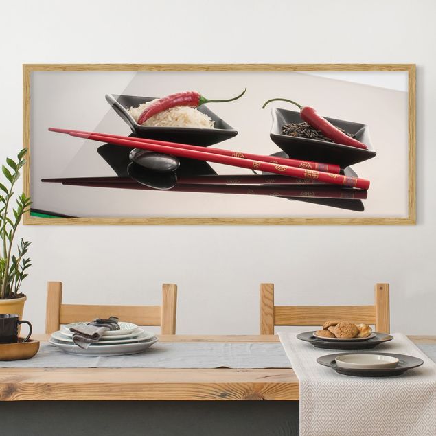 Moderne Bilder mit Rahmen Rote Chilis in Reisschalen