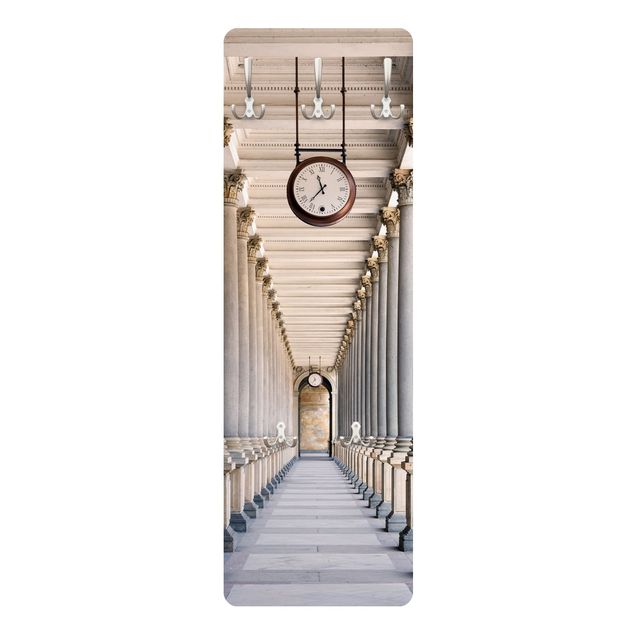 Garderobe - Säulen der Mill Kolonnade in Karlovy Vary