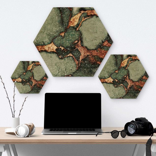 Hexagon Bild Holz - Spiel der Farben Farngrün und Gold