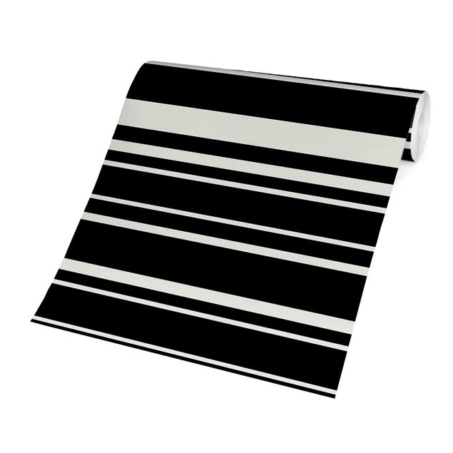 selbstklebende Tapete Streifen vor Schwarz