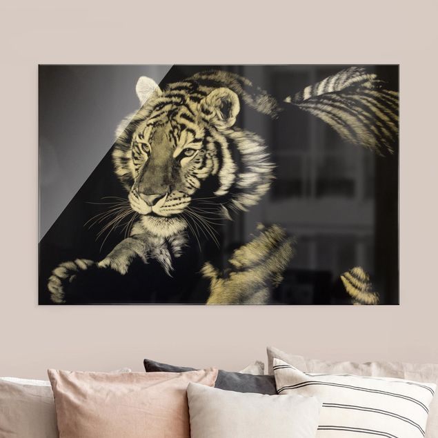 Glasbilder Tiere Tiger im Sonnenlicht vor Schwarz