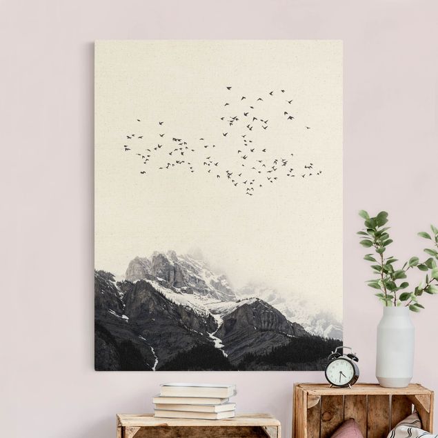 Leinwandbilder Gold Canvas Vogelschwarm vor Bergen Schwarz Weiß