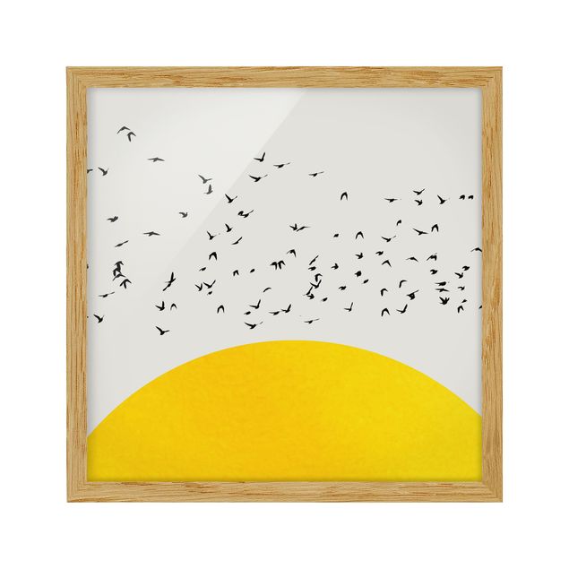 Kubistika Bilder Vogelschwarm vor gelber Sonne