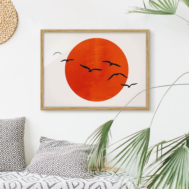 Moderne Bilder mit Rahmen Vogelschwarm vor roter Sonne I