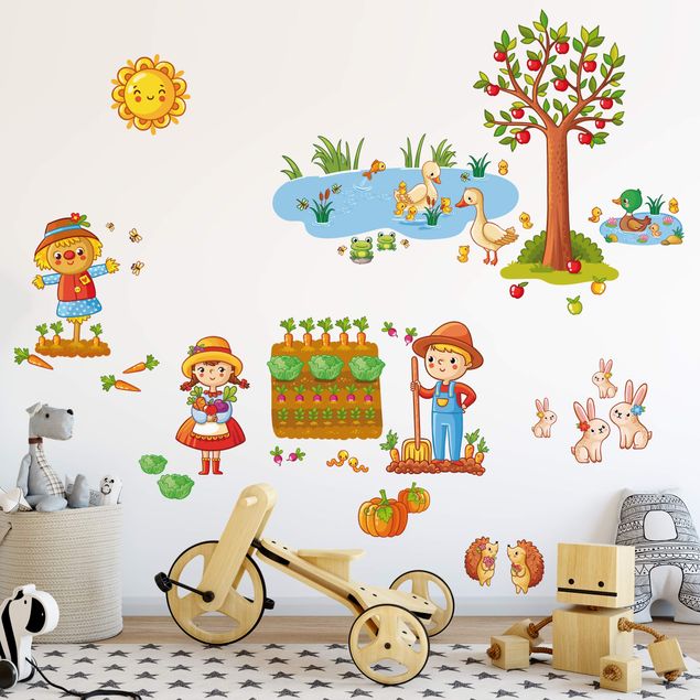 Wandtattoo Kinderzimmer Bauernhof-Set mit Garten