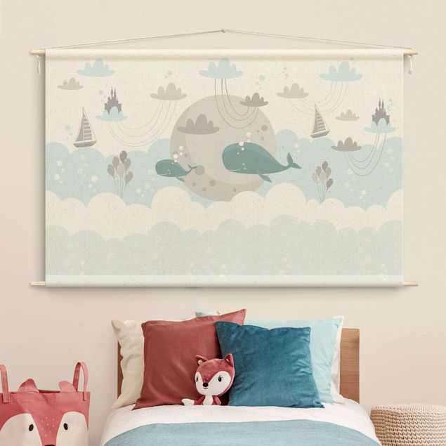 Wandbehang Stoff Wolken mit Wal und Schloss